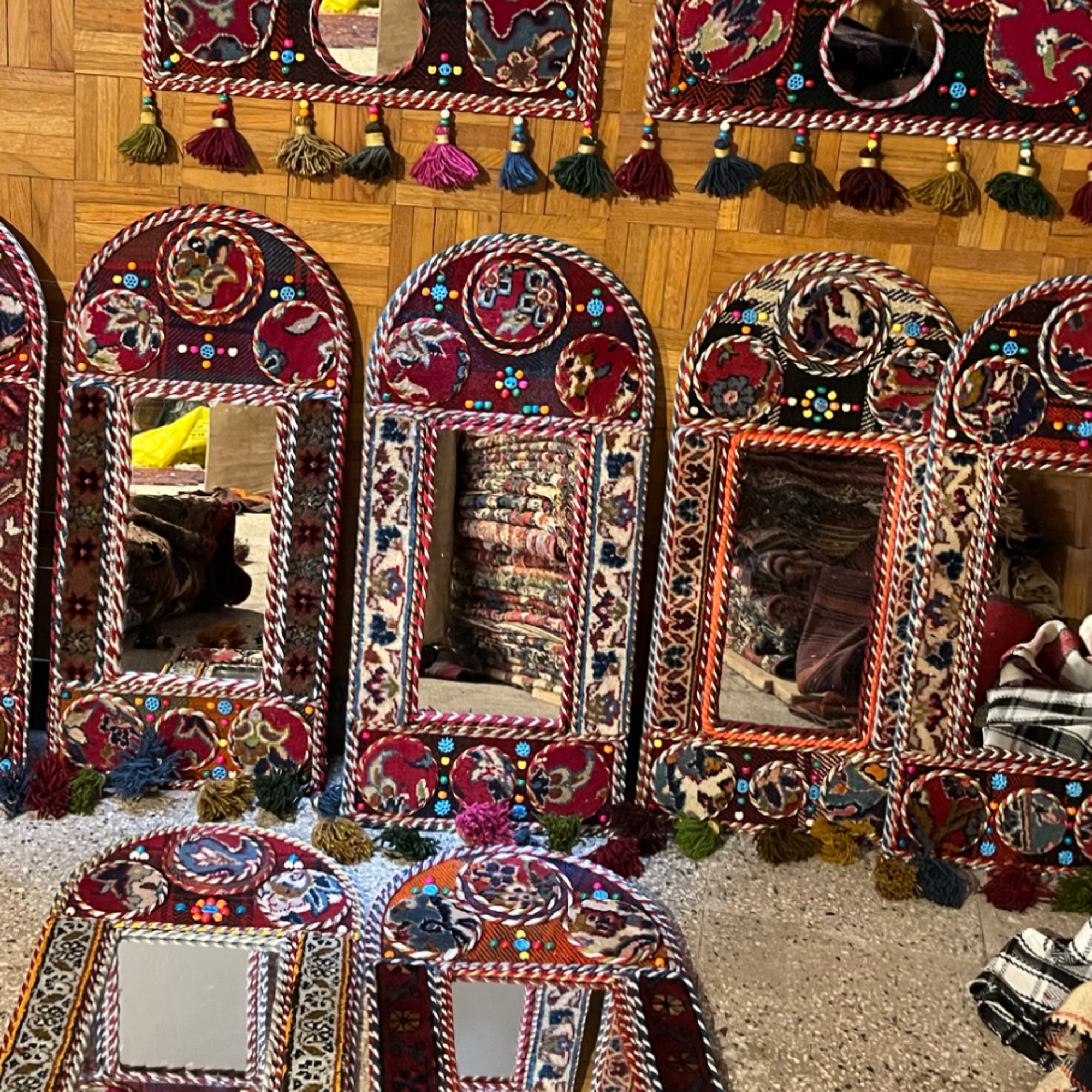 آینه محرابی ۷۰ سانتی هستی