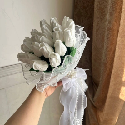 دسته گل لاله مصنوعی